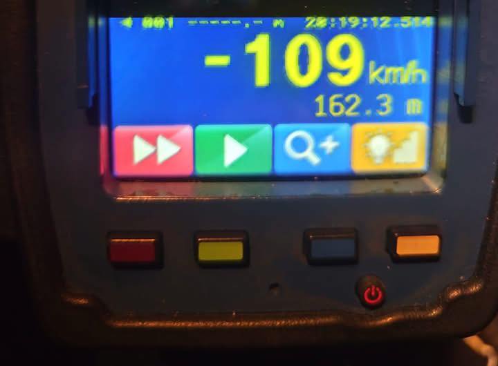 Nocna brawura w Jordanowie i Naprawie. Dwaj kierowcy stracili prawa jazdy