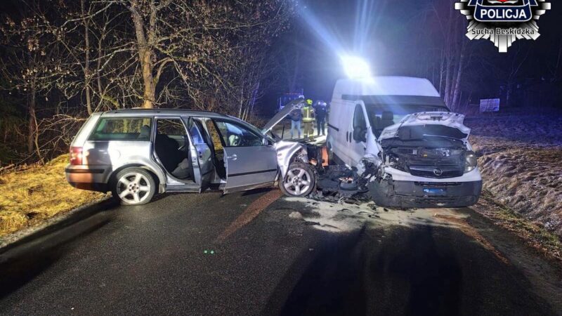 Łętownia: Pijany kierowca zjechał na przeciwległy pas…