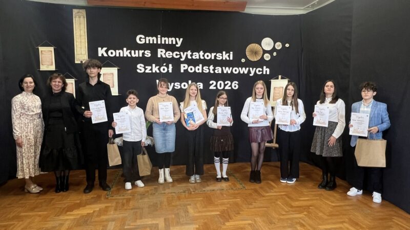 Gminny Konkurs Recytatorski w Wysokiej. Młodzi recytatorzy z całej gminy na scenie