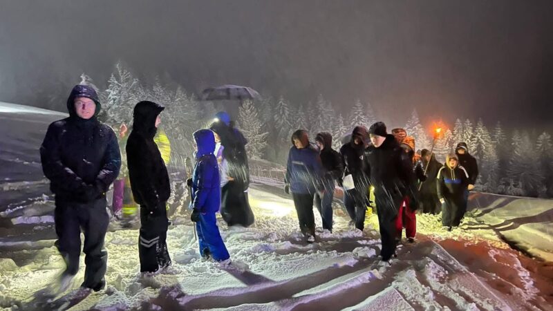 Parafialna Droga Krzyżowa na Osieleckiej Górze [Galeria]