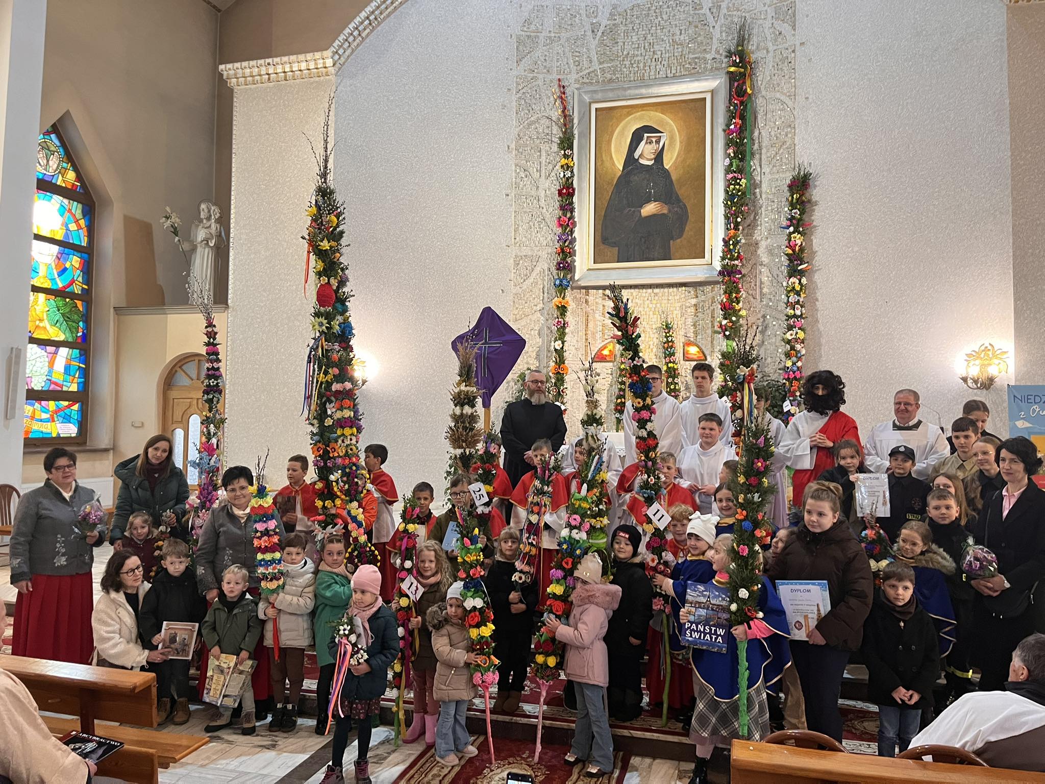 7-metrowa palma i 31 zgłoszeń. Konkurs w Naprawie rozstrzygnięty