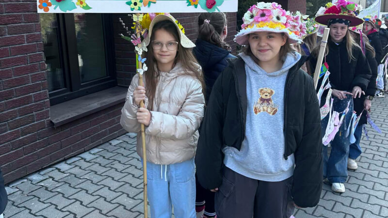 Wiosenny Marsz Kolorowych Skarpetek przeszedł przez Jordanów