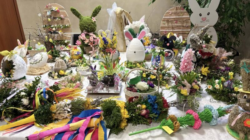 Wielkanocne arcydzieła w Bystrej Podhalańskiej. Uczniowie pielęgnują tradycję