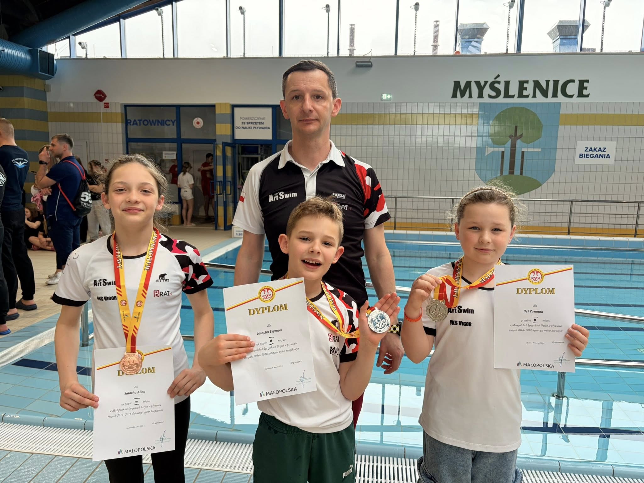 Kolejny pływacki sukces. Tym razem uczniowie z Jordanowa