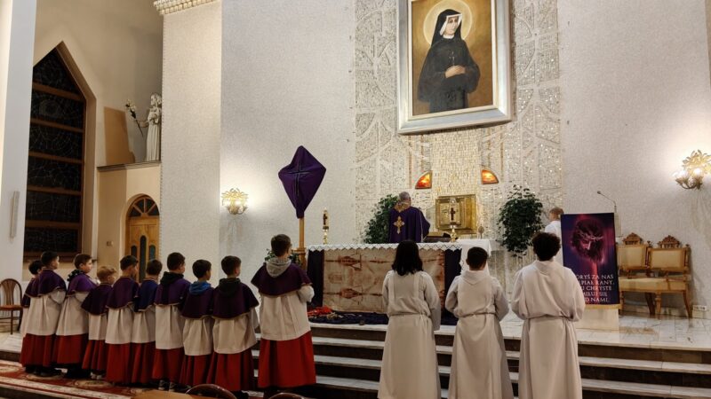 Dzieci z parafii w Naprawie przeżywały wielkopostne rekolekcje
