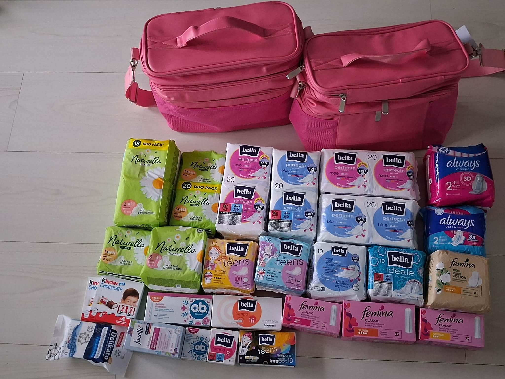 Różowa torba na wyjazdach Hufca ZHP Jordanów