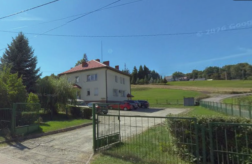 Blisko 200 tys. zł na plac przy ośrodku zdrowia w Łętowni