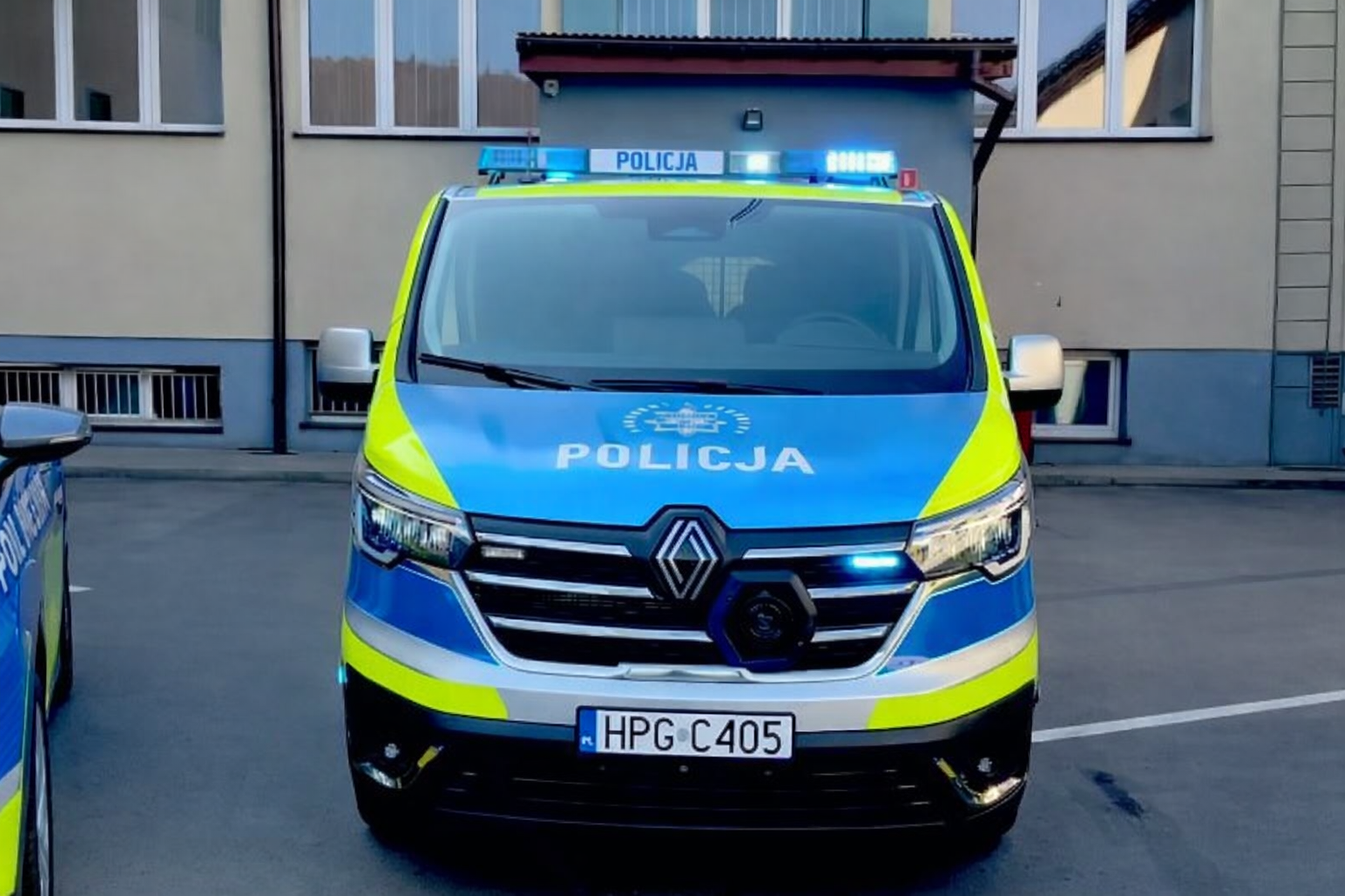 Nowy Renault Trafic dla Komisariatu Policji w Jordanowie