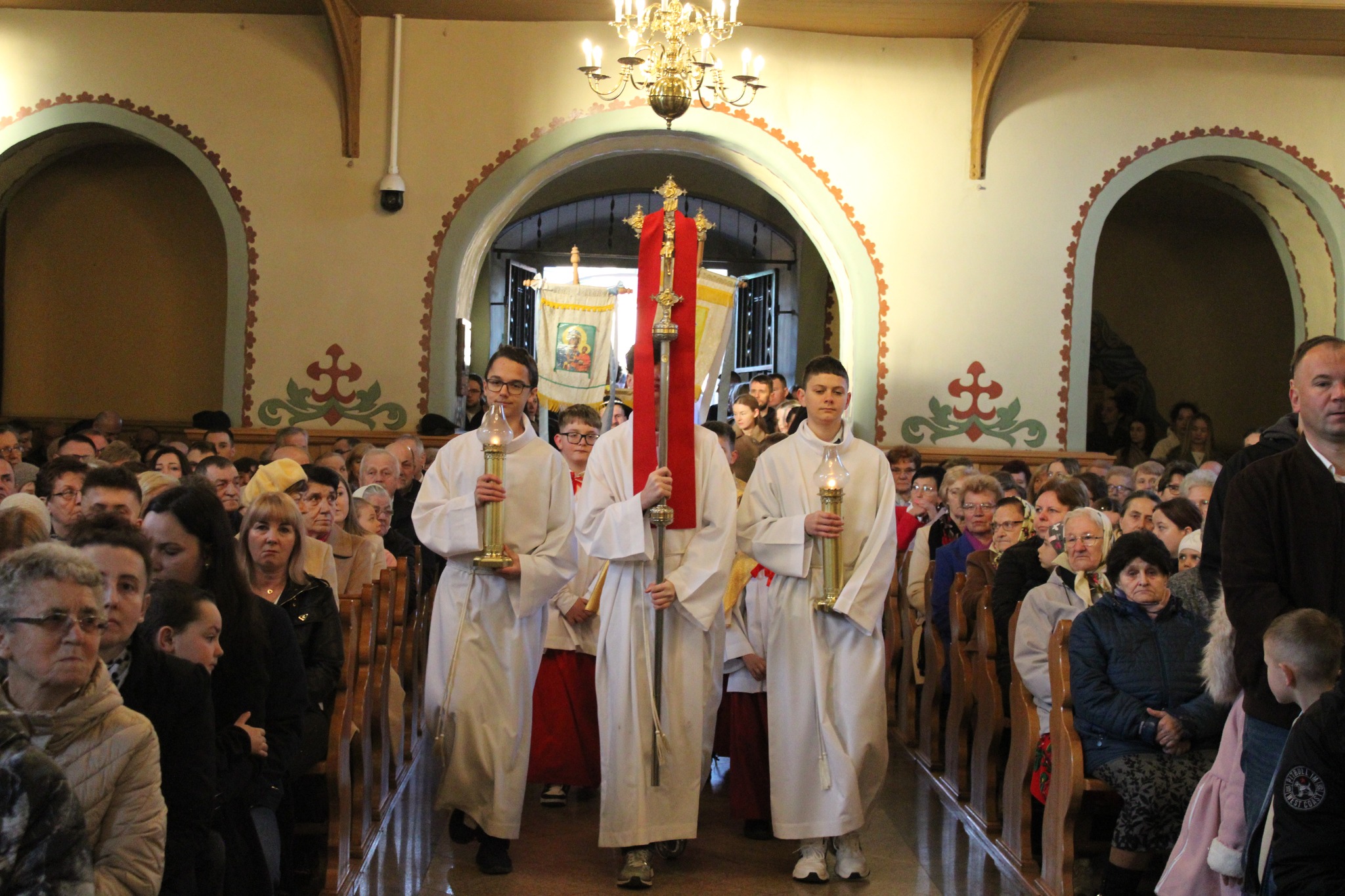 Wielkanoc w Sidzinie. Uroczysta rezurekcja i piękne świadectwo wspólnoty