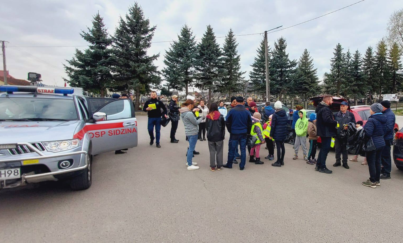 Sidzina posprzątana. Mieszkańcy znów pokazali, że potrafią działać razem