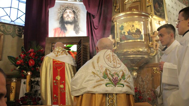 Sidzina weszła w najważniejszy czas Wielkiego Tygodnia